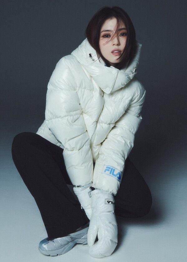 휠라 앰버서더 한소희 겨울 화보 (사진 출처 : 휠라)