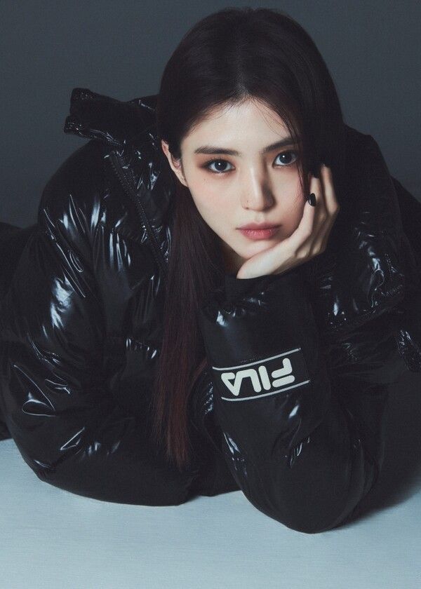 휠라 앰버서더 한소희 겨울 화보 (사진 출처 : 휠라)