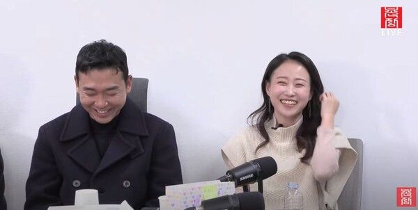 '나는 솔로' 17기 최종 커플 상철과 현숙 (사진 출처 :&nbsp;촌장엔터테인먼트T 방송 화면 캡처)