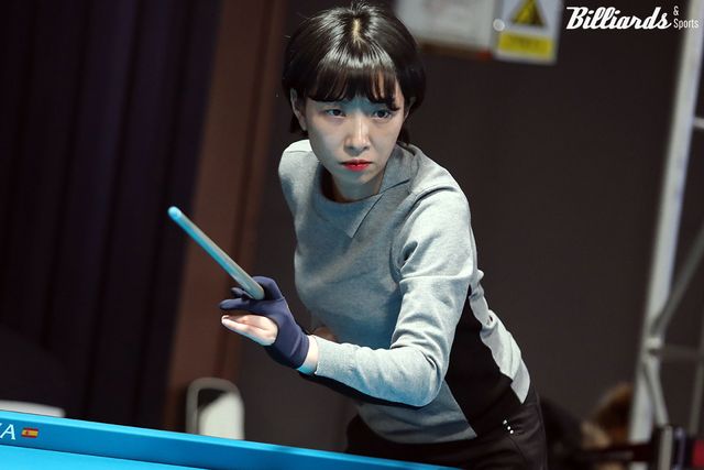 강지은(SK렌터카)을 꺾고 32강에 진출한 김효주.