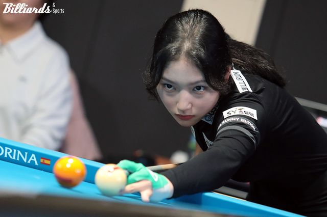 '바자르 여왕' 한지은(에스와이)이 7차 투어 '하이원리조트 LPBA 챔피언십' 32강전에서 애버리지 2.200을 기록하며 16강에 진출했다.&nbsp; 사진=정선/이용휘 기자