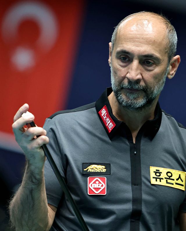 '하이원리조트 PBA 챔피언십' 128강전에서 권익중을 3-1로 꺾고 64강에 진출한 '로얄로더' 세미 사이그너(휴온스).&nbsp; 사진=PBA 제공