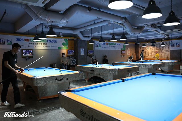 올해 처음 시범 종목으로 진행된 2023 KBF 디비전 포켓9볼 D3리그가 서울 재클린당구클럽에서 지난 5월부터 진행됐다. 사진은 포켓9볼 D3 정규 리그 현장. 사진=김민영 기자