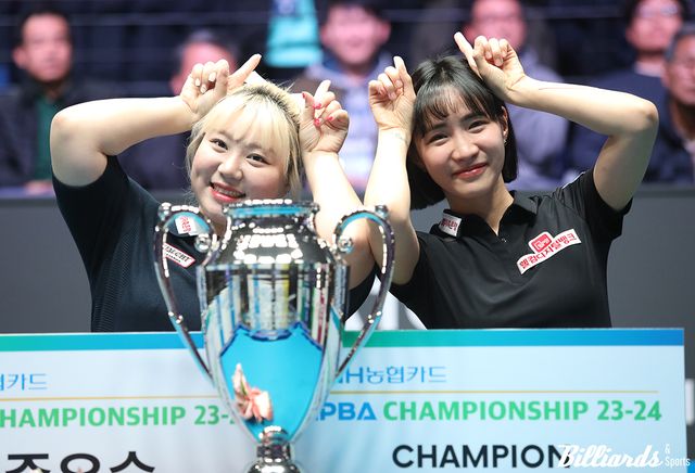 준우승자 김예은(왼쪽)과 우승자 최혜미(오른쪽). 사진=고양/이용휘 기자