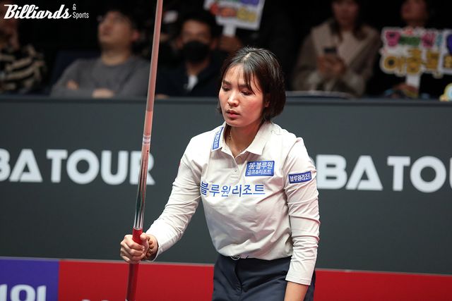 최근 독감으로 몸 상태가 좋지 않은 스롱은 4라운드에서 단식전 1승 2패로 부진했다.