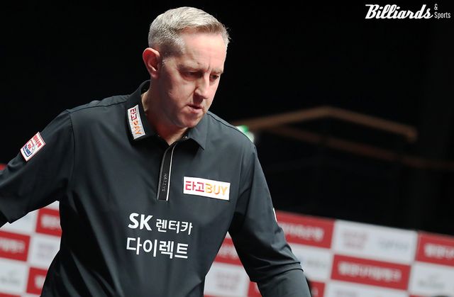 SK렌터카 에디 레펀스(벨기에)는 마지막 10시 경기 1세트 초구에 11점을 모두 득점하고 두 번째 퍼펙트큐를 달성했다.