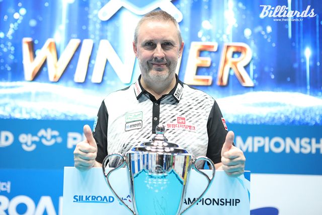 쿠드롱은 이번 시즌 2차 투어를 우승한 이후 소속 팀 웰컴저축은행과 재계약이 불발돼 개인투어 출전권이 박탈됐다. 이후 가처분신청을 제출하며 PBA 복귀 의사를 밝혔으나, 법원에서 기각됐다.