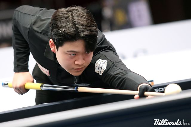 '2004년생 유망주' 손준혁(부천체육회)이 지난해 세계무대에서 무섭게 돌풍을 일으킨데 이어서 올해도 당구월드컵 본선행과 도민체전 은메달에 이어 전국대회 복식전 우승을 차지했다.&nbsp; &nbsp;빌리어즈앤스포츠DB