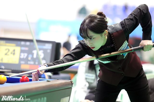 '19세 국내랭킹 2위' 최봄이(김포)가 22일 전남 영광군에서 열린 '2023 천년의빛 영광 전국당구대회' 전문선수 여자부 우승을 차지했다.&nbsp; 사진=영광/이용휘 기자