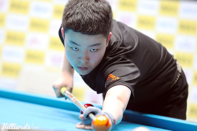 프로당구 드림투어(2부) 시즌 4차전 준우승을 차지했던 김영원(16)이 5차전에서도 8강에 올라 준결승 진출에 도전한다.&nbsp; &nbsp;사진=빌리어즈앤스포츠 DB