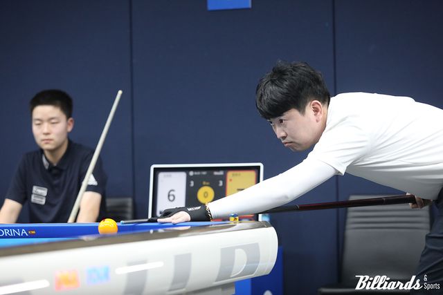 1, 2세트를 김영원에 빼앗긴 원호수는 이후 3, 4세트를 연달아 따내며 김영원을 압박했다.