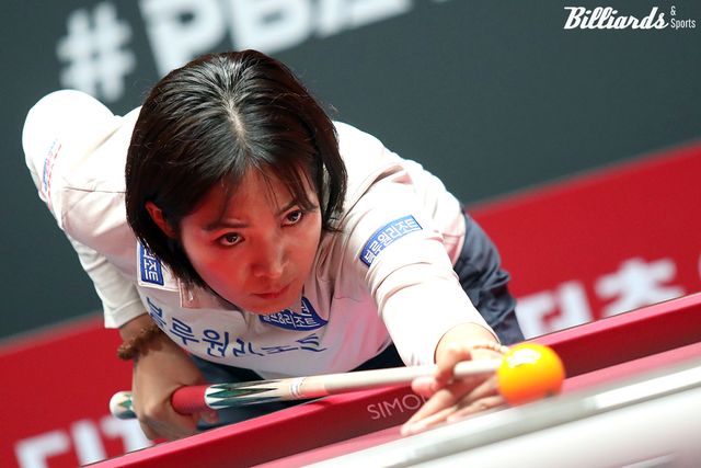 전날 열린 하이원리조트전 6세트에 출전한 스롱. 이 경기에서 스롱은 5이닝 만에 9:4로 용현지(하이원리조트)를 꺾었다.