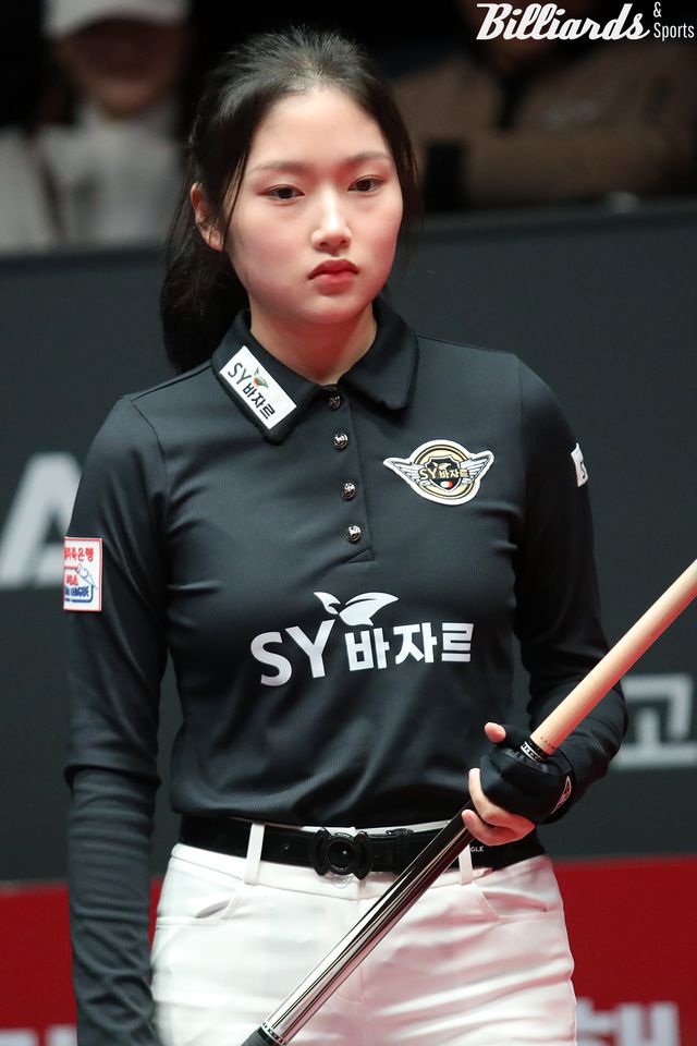 당구 팬들은 1세트와 2세트를 복식으로 치르면 3세트와 4세트를 남녀 단식전으로 치르는 것이 맞다고 주장한다. 또한, 6세트로 혼합복식을 내리고 마지막 세트는 양 팀의 지명전 같은 색다른 방식을 도입하자는 의견도 있다.