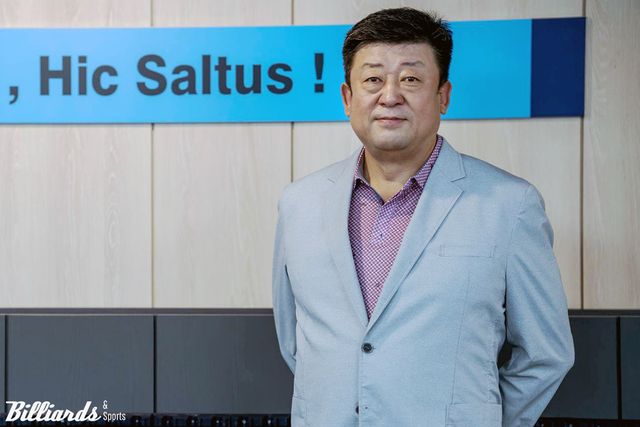 체육회 관리단체로 제명된 인천당구연맹을 맡아 정상화에 성공하고 '인천 당구'의 과거와 현재, 미래를 되찾는 일에 앞장선 김태석 회장.&nbsp; &nbsp;사진=인천당구연맹 제공