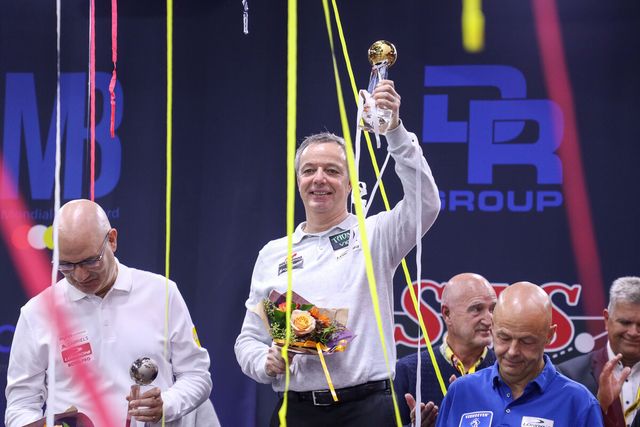 지난해 야스퍼스는 베겔 당구월드컵 결승에서 독일의 마틴 호른을 꺾고 우승했다.