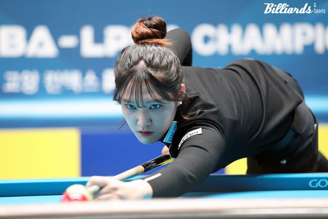 '슈퍼루키' 권발해(에스와이)가 한지은에 이어 정은영도 꺾고 개인통산 두 번째 16강 진출을 달성했다.&nbsp; 사진=고양/이용휘 기자