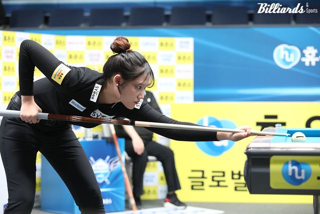 16강에서 권발해는 또 다른 돌풍의 주역인 김한길과 8강행을 다툰다.