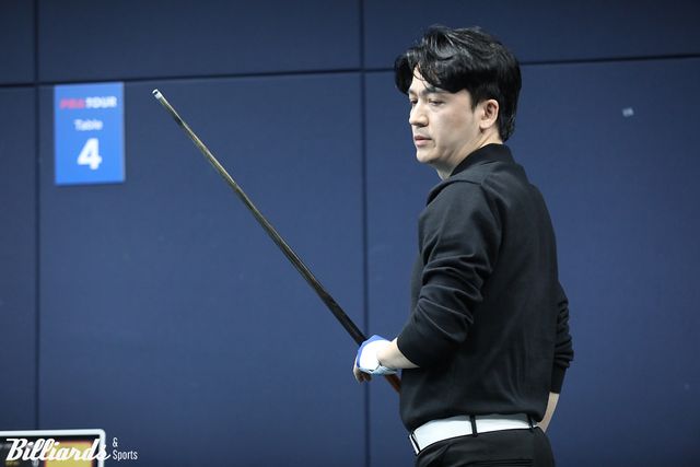 간발의 차로 카시도코스타스에게 승부치기에서 패한 권혁민.