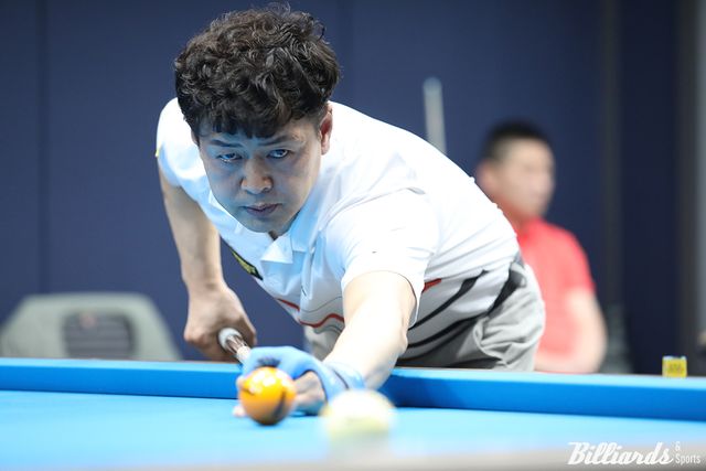 레펀스를 꺾고 32강에 진출한 강성호.