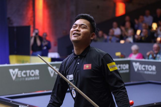 야스퍼스를 꺾고 준결승에 진출한 응우옌쩐타인뚜.