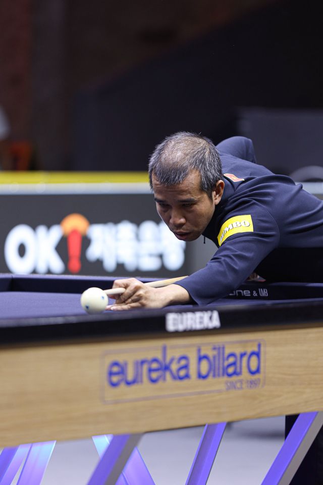 쩐뀌엣찌엔은 초반부터 피터 클루망을 압도하며 마지막까지 리드를 지킨 채 승리를 거두었다.