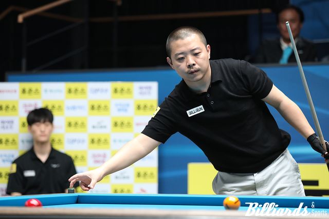 김홍민과 8강에서 맞붙은 박승희2.