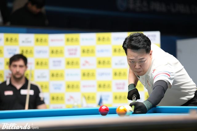 이번 시즌 5차 투어까지 무려 4차례 결승에 진출해 우승 2회와 준우승 2회를 거두며 커리어하이를 쓰고 있는 강동궁.&nbsp;