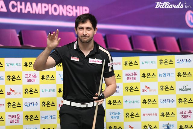 결승에 선착한 마르티네스.