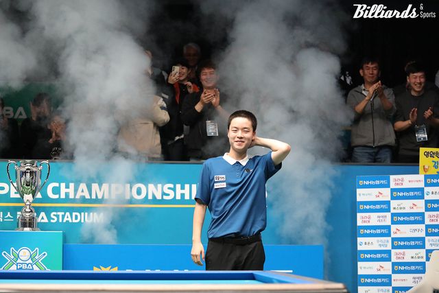 팀리그 2라운드 우승 후 한 달 뒤 김영원은 6차 투어 'NH농협카드 PBA 챔피언십'에서 당구 역사상 최연소 프로대회 우승이라는 대기록을 세웠다.