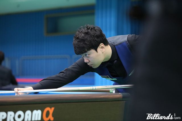 이번 대회 복식전을 준우승한 김행직(전남-진도군청)은 개인전 64강전에서 홍진표(대전)에게 져 탈락했다.&nbsp;