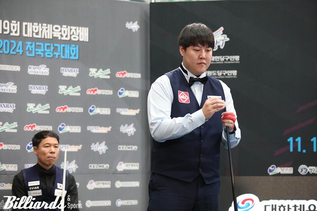 허정한과 8강 대결 중인 이범열