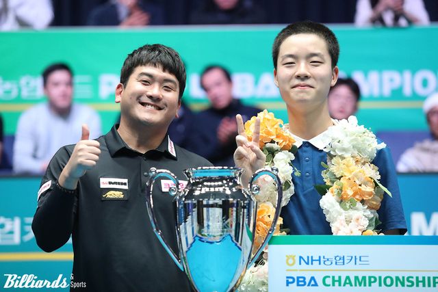 김영원(오른쪽)과 함께 랭킹이 대폭 오른 6차 투어 준우승자 오태준(왼쪽).