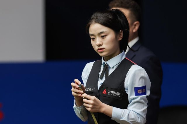 중국의 '2003년생 세계챔피언' 바이위루(21)가 영국의 프로당구 '월드스누커(WST) 투어'에서 여자선수로는 사상 최초로 3연승을 기록했다.&nbsp; 사진=WST 제공