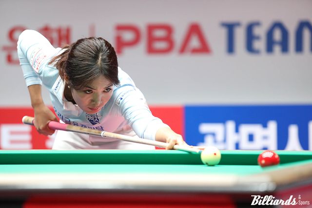 스롱은 지난 시즌 팀리그에 김가영과 벌인 6세트 맞대결에서 2승 1패로 우세했고, 개인투어 역대 전적 6승 3패로 앞서 있다.