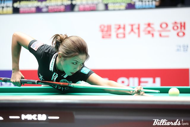 김가영은 최근 월드챔피언십 16강과 개인투어 준결승전에서 연속으로 스롱을 꺾었다.
