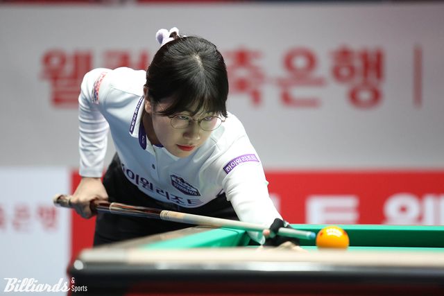 이미래(하이원리조트)는 2세트 2이닝에 끝내기 하이런 8점타를 터트려 1-1 동점을 만들었다.