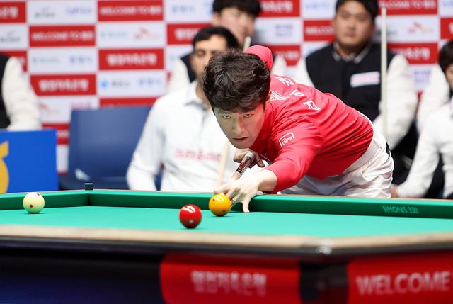 4세트 혼합복식에서 승리한 김임권-김예은.