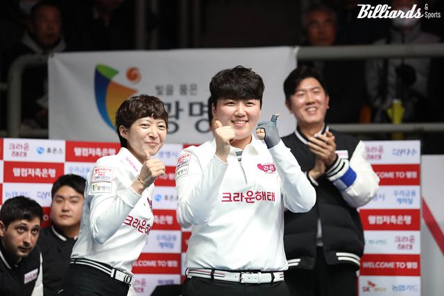 2세트 여자복식가 6세트 여자단식에 임정숙과 백민주가 번갈아 들어가면서 매 경기 컨디션을 유지할 수 있는 반면에 피로도가 쌓일 수 있는 부담도 공존했다.