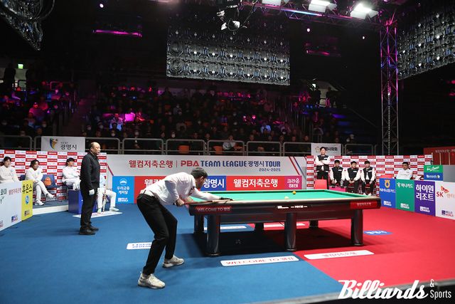 크라운해태와 우리금융캐피탈의 4라운드 8일차 대결