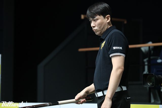 64강에서 컨디션 난조로 패한 최성원(휴온스).