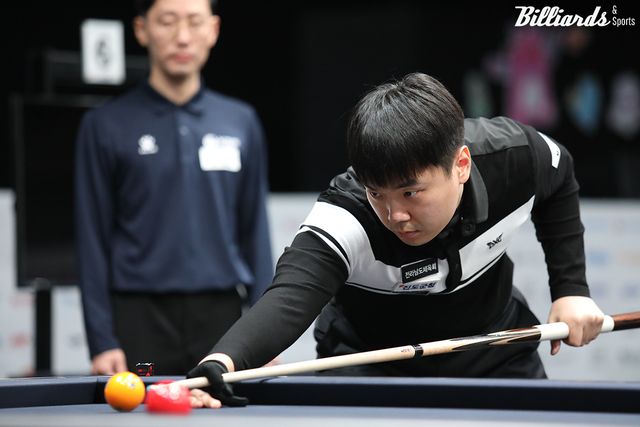 김행직은 첫 경기에서 김준태(경북체육회)에게 져 16강 진출이 불투명했으나, 이후 두 경기를 모두 승리해 D조 2위를 차지했다.