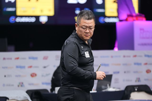 조명우에게 아깝게 패한 박중근(서울).