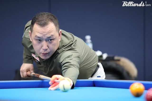 아쉽게 패한 신기웅.