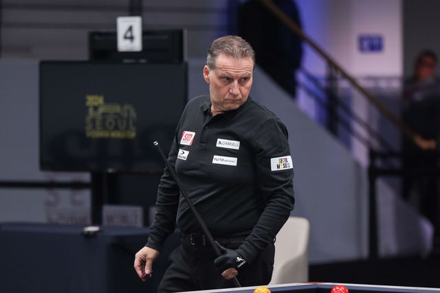 지난해 '서울 당구월드컵' 결승에서 조명우(실크로드시앤티-서울시청)를 꺾고 우승했던 '디펜딩 챔피언' 멕스는 이번 대회 8강에서 타슈데미르에게 져 탈락했다.