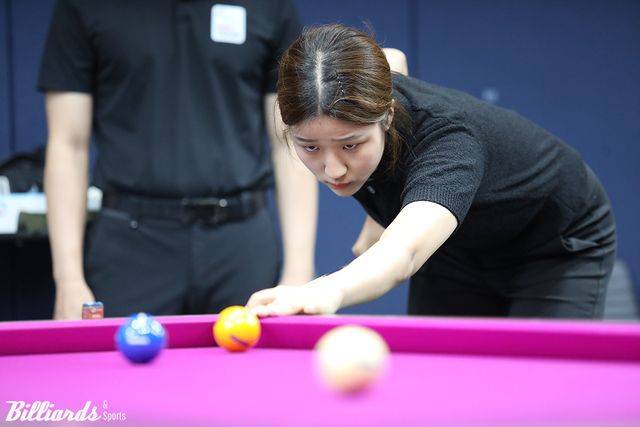 64강에서 김민아(NH농협카드)와 대결하는 정예진.&nbsp;&nbsp;빌리어즈앤스포츠 DB