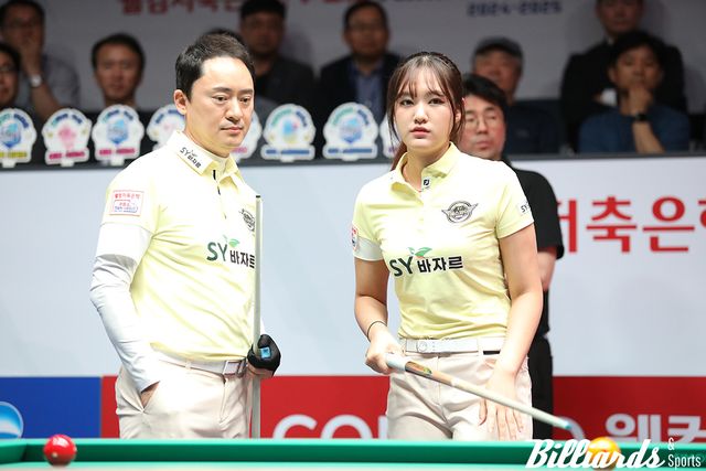 PBA 팀리그 1라운드 첫날 경기에 주장 황득희와 4세트 혼합복식에서 호흡을 맞춘 권발해.