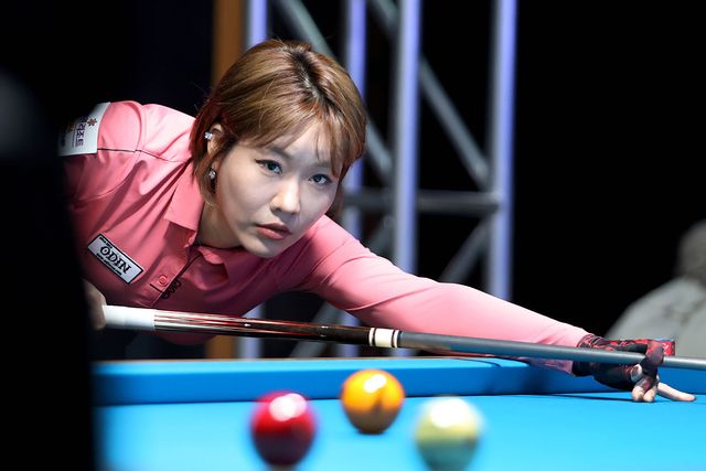 이번 투어 PQ라운드에서 역대급 애버리지를 올린 최연주는 32강에서 권발해에게 발목을 잡혔다.