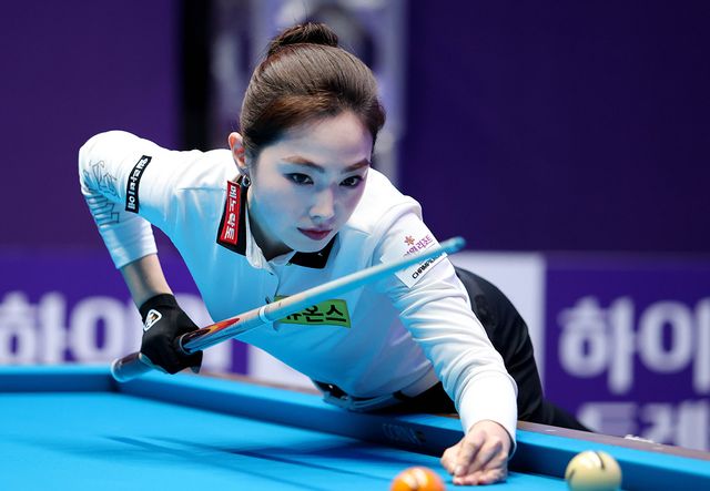 32강에서 한지은에게 패한 차유람(휴온스)