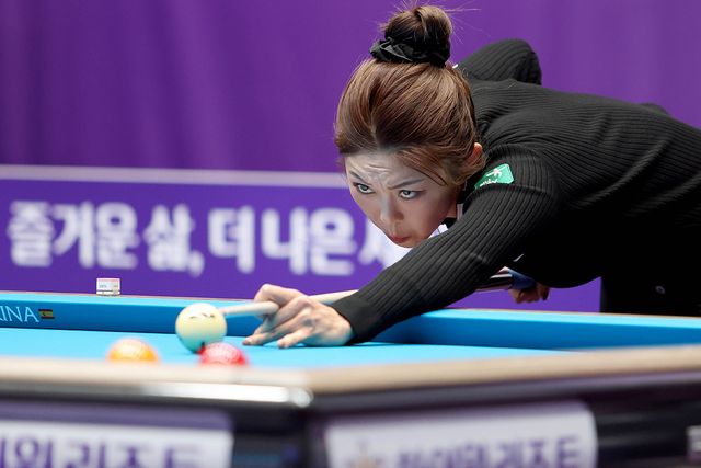 한지은(에스와이)을 꺾고 27연승을 이어 나간 김가영(하나카드). 사진=PBA