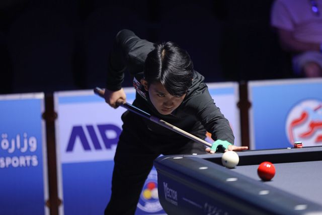 야스퍼스와 조명우(실크로드시앤티-서울시청)를 꺾고 준결승에 진출한 타이홍찌엠.